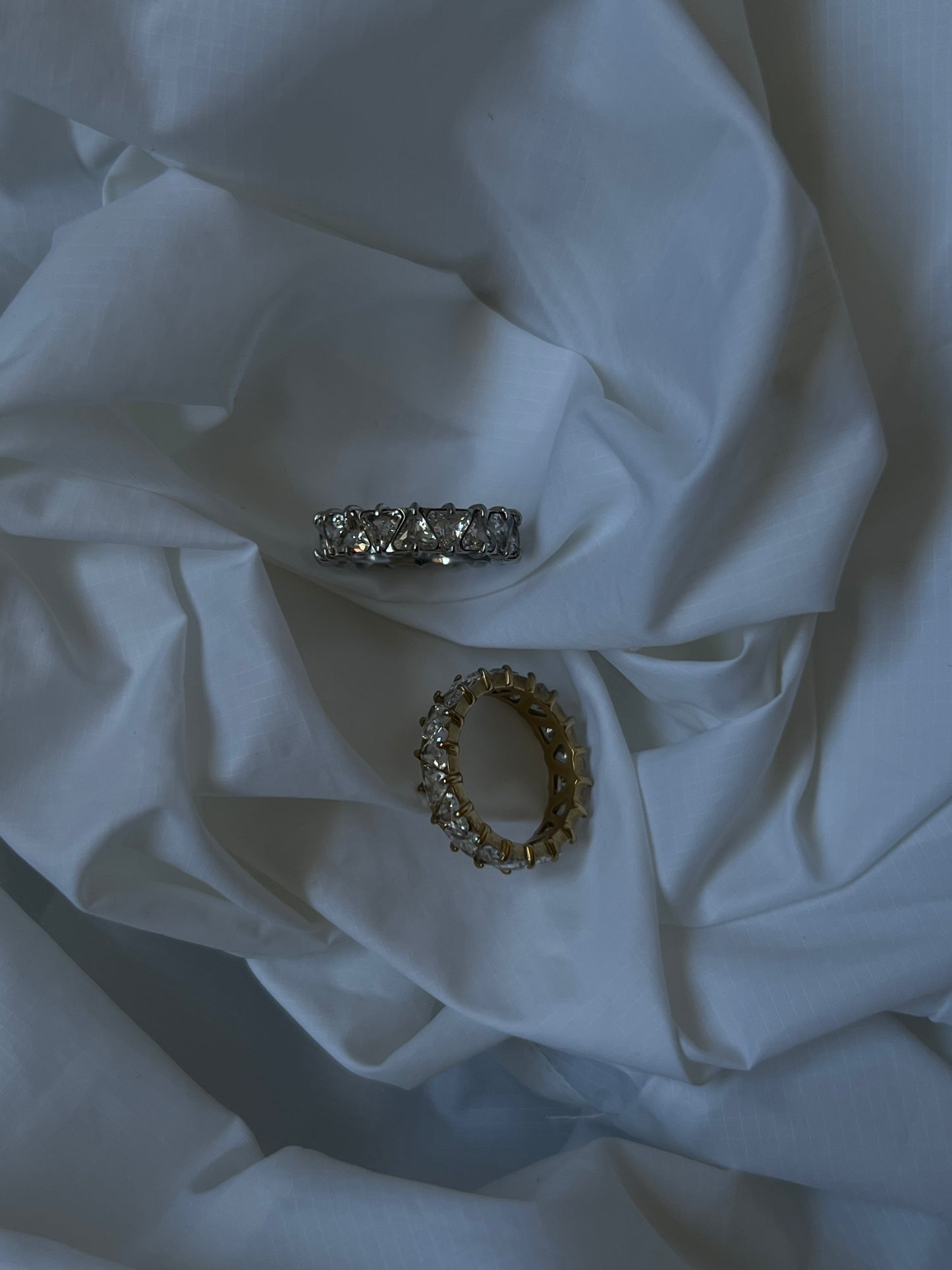 Cubic zirconia band ring