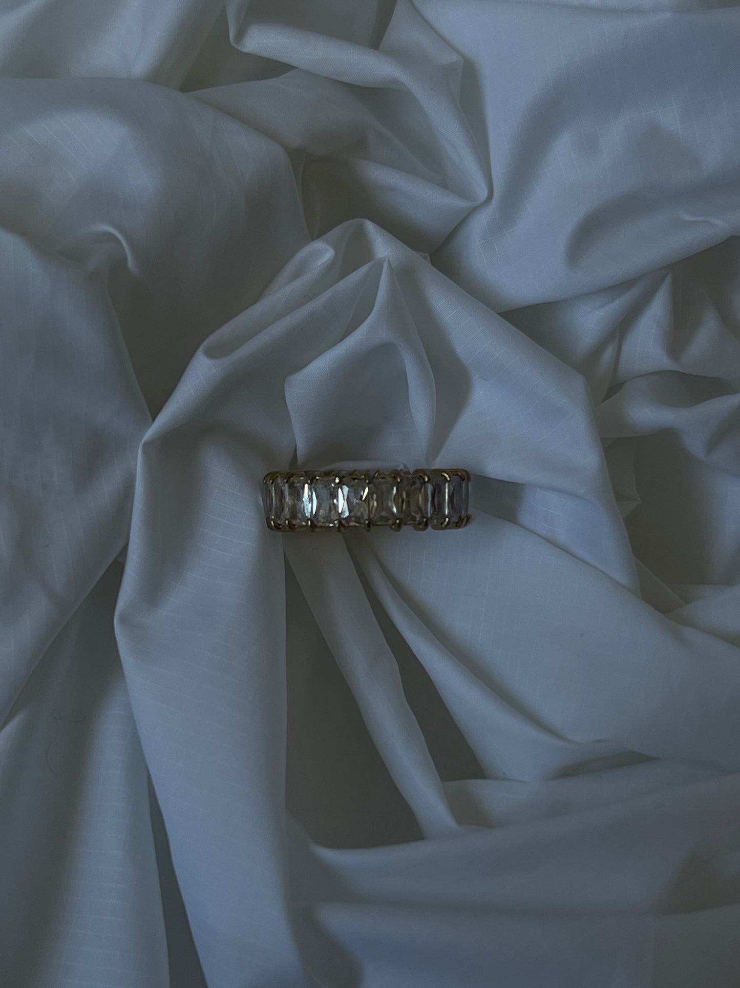 Cubic zirconia band ring